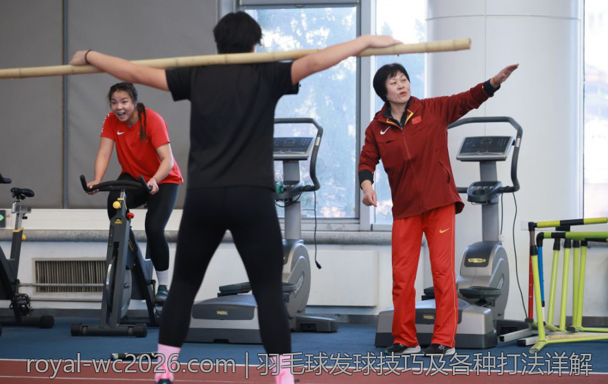 羽毛球发球技巧及各种打法详解